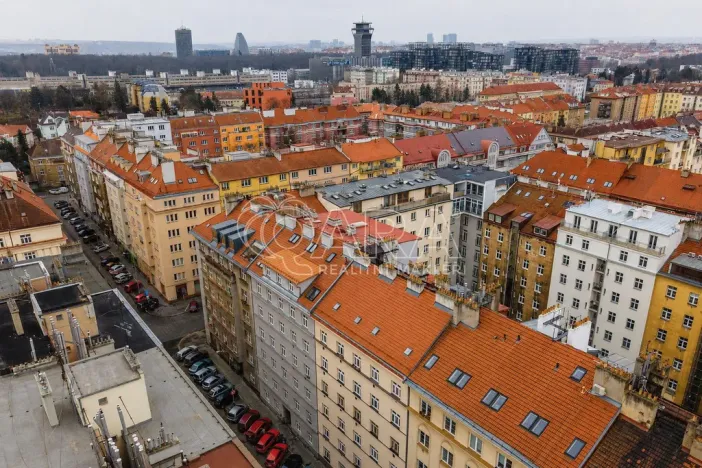 Pronájem bytu 2+1, Praha - Žižkov, Viklefova, 60 m2