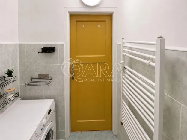Pronájem bytu 2+1, Praha - Žižkov, Viklefova, 60 m2