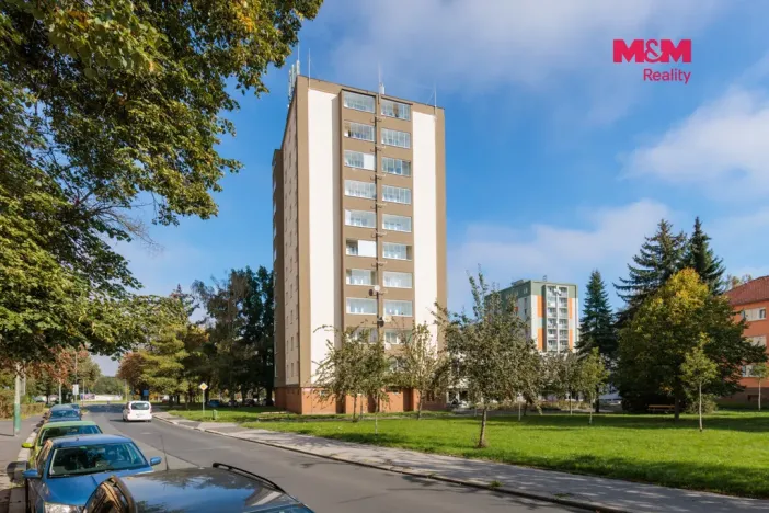Prodej bytu 3+1, Karlovy Vary, Šumavská, 64 m2