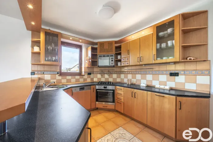 Prodej rodinného domu, Kosořice, 340 m2