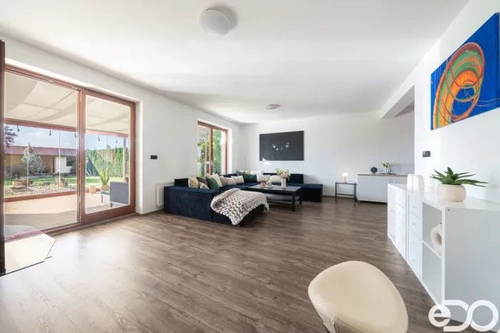 Prodej rodinného domu, Kosořice, 340 m2