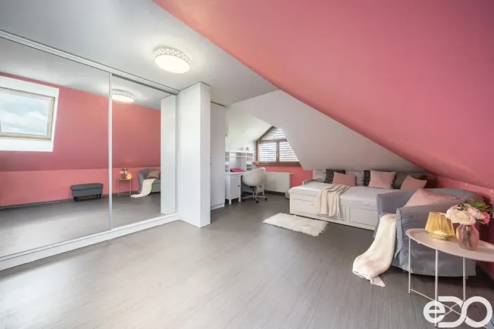 Prodej rodinného domu, Kosořice, 340 m2