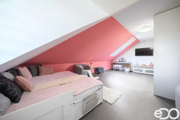 Prodej rodinného domu, Kosořice, 340 m2