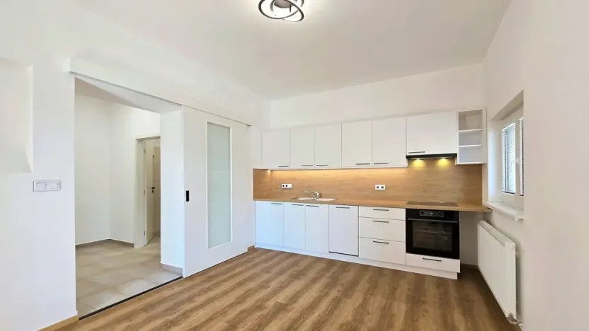 Pronájem bytu 2+kk, Beroun - Beroun-Město, Na Parkáně, 38 m2
