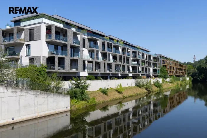 Pronájem bytu 1+kk, Praha - Libeň, Smrčkova, 32 m2