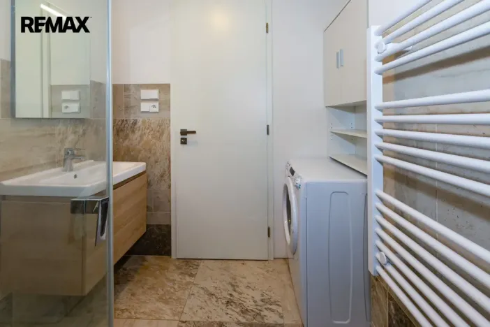 Pronájem bytu 1+kk, Praha - Libeň, Smrčkova, 32 m2