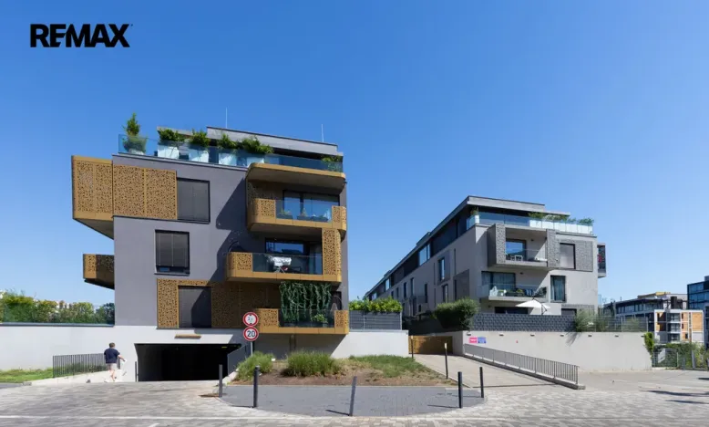 Pronájem bytu 1+kk, Praha - Libeň, Smrčkova, 32 m2