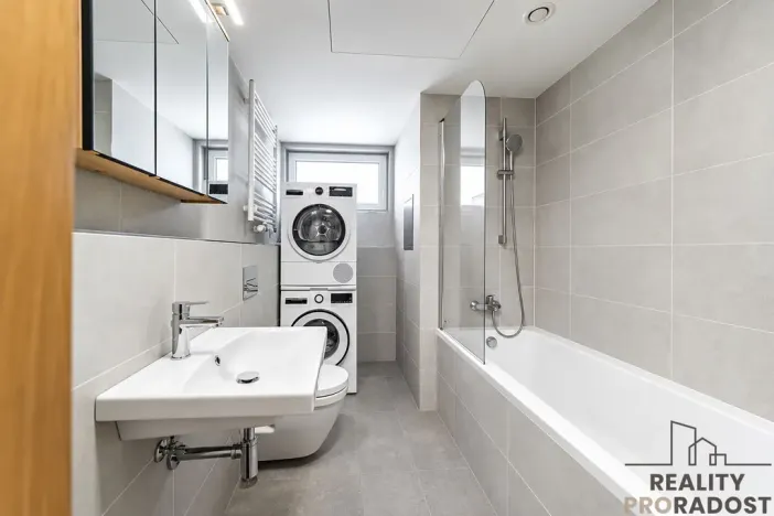 Prodej bytu 2+kk, Praha, Smržových, 51 m2