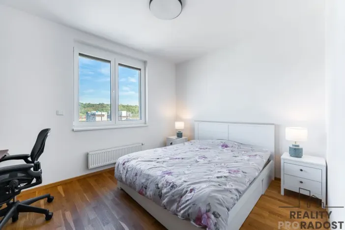 Prodej bytu 2+kk, Praha, Smržových, 51 m2