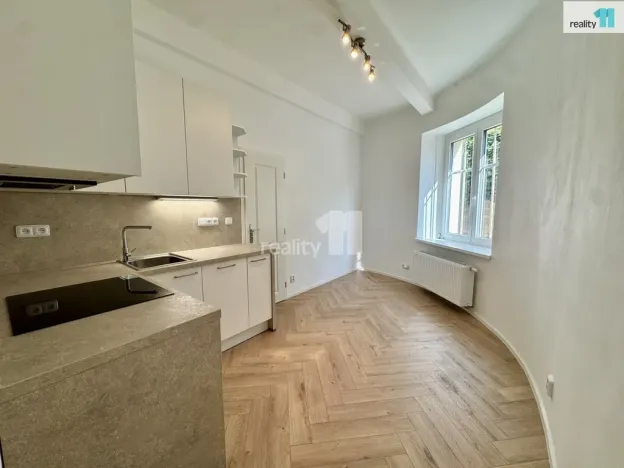 Pronájem bytu 2+kk, Praha - Libeň, Na stráži, 64 m2