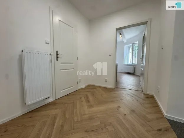 Pronájem bytu 2+kk, Praha - Libeň, Na stráži, 64 m2
