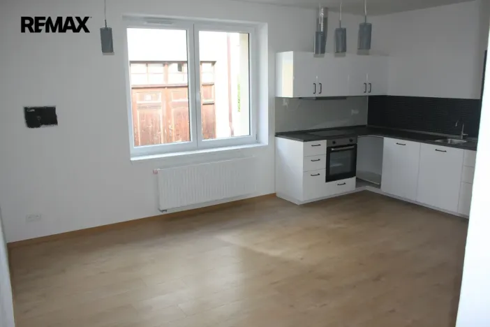 Pronájem bytu 3+kk, Strakonice, Komenského, 78 m2