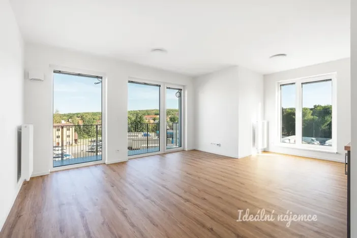 Pronájem bytu 3+kk, Kladno - Dubí, Ke křížku, 73 m2