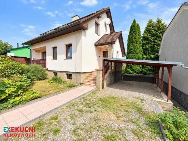 Prodej rodinného domu, Tršice, 184 m2