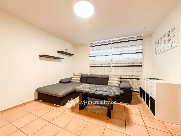 Pronájem bytu 2+kk, Znojmo, Chelčického, 46 m2