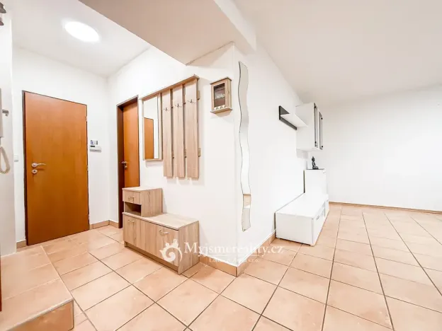 Pronájem bytu 2+kk, Znojmo, Chelčického, 46 m2
