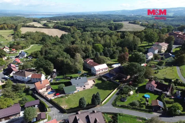 Prodej rodinného domu, Chlum Svaté Maří, Školní, 420 m2