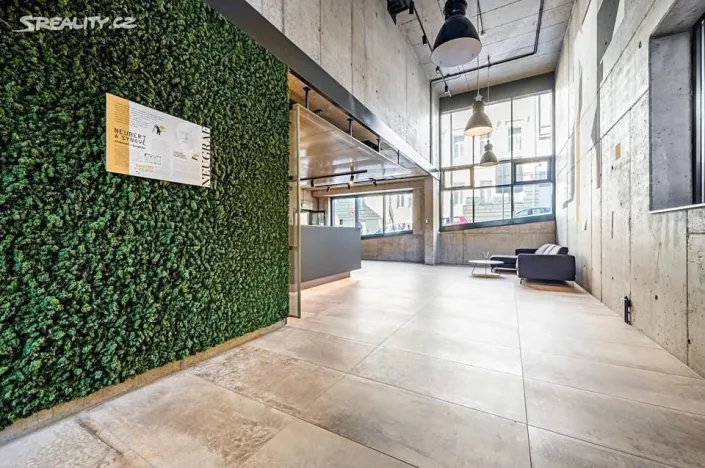 Pronájem bytu 1+kk, Praha - Smíchov, Grafická, 30 m2
