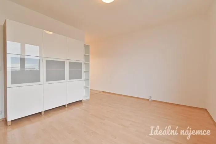 Pronájem bytu 2+kk, Brno - Židenice, Valtická, 40 m2