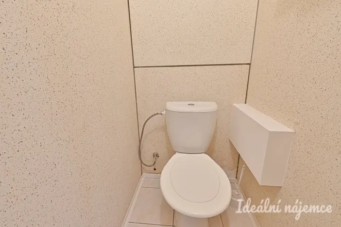 Pronájem bytu 2+kk, Brno - Židenice, Valtická, 40 m2