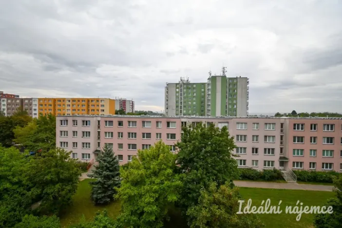 Pronájem bytu 2+kk, Brno - Židenice, Valtická, 40 m2