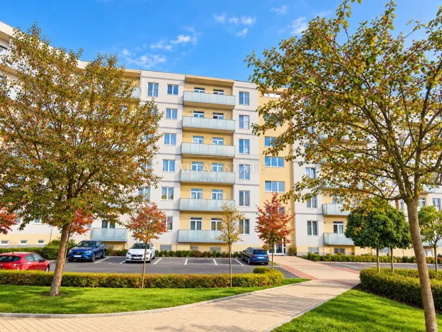 Prodej bytu 2+kk, Karlovy Vary - Dvory, Chebská, 50 m2