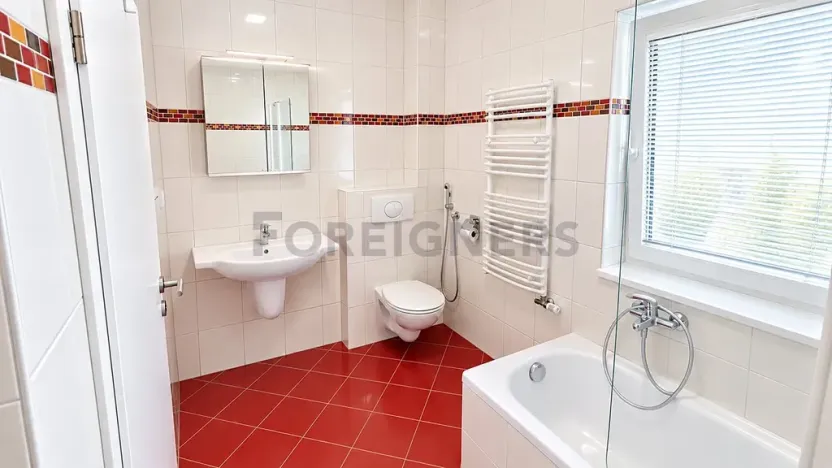 Pronájem bytu 2+kk, Plzeň, Veverkova, 66 m2