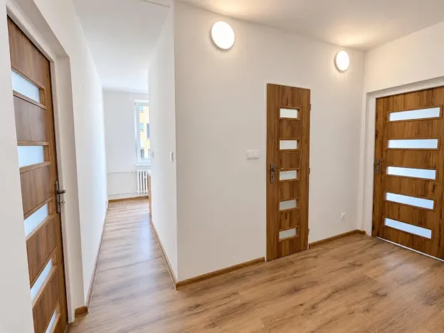 Pronájem bytu 2+1, Klášterec nad Ohří - Miřetice u Klášterce nad Ohří, Jana Ámose Komenského, 53 m2