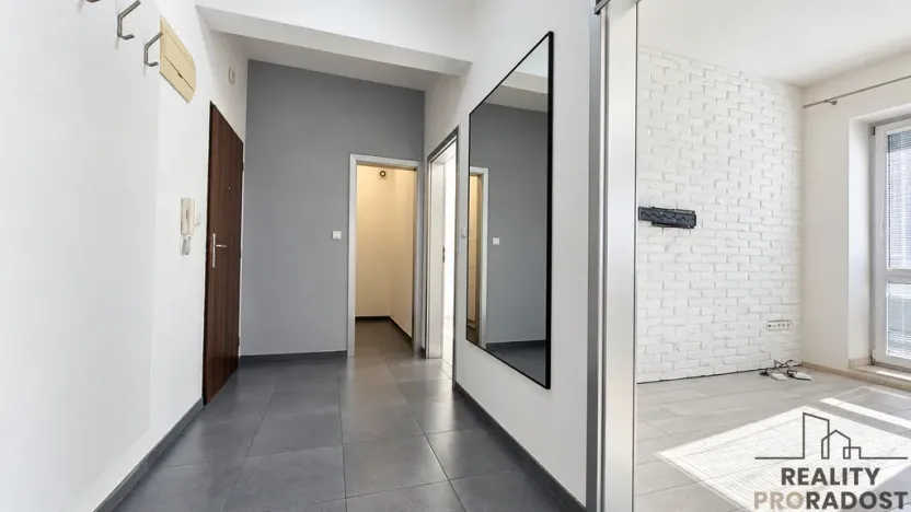 Pronájem bytu 2+kk, Hodonín, Skácelova, 55 m2