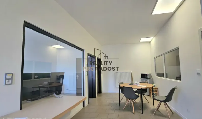 Pronájem obchodního prostoru, Hodonín, Kolískova, 130 m2