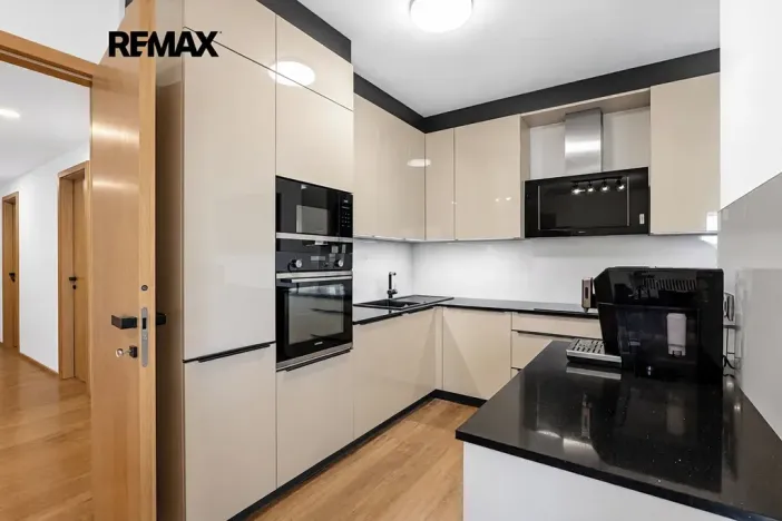 Prodej bytu 3+kk, Praha - Hostivař, Švehlova, 90 m2