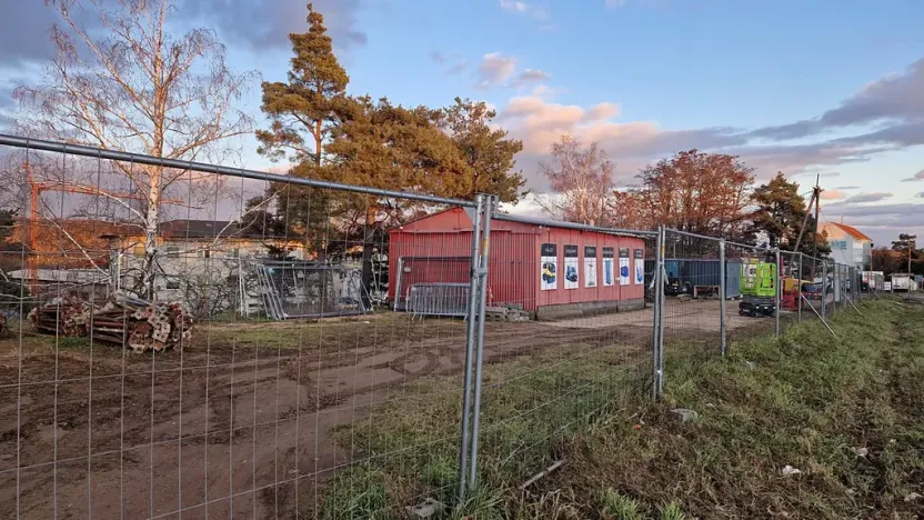 Pronájem obchodního prostoru, Znojmo, Dobšická, 500 m2