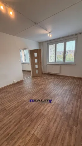 Pronájem bytu 1+1, Žatec, Jabloňová, 37 m2