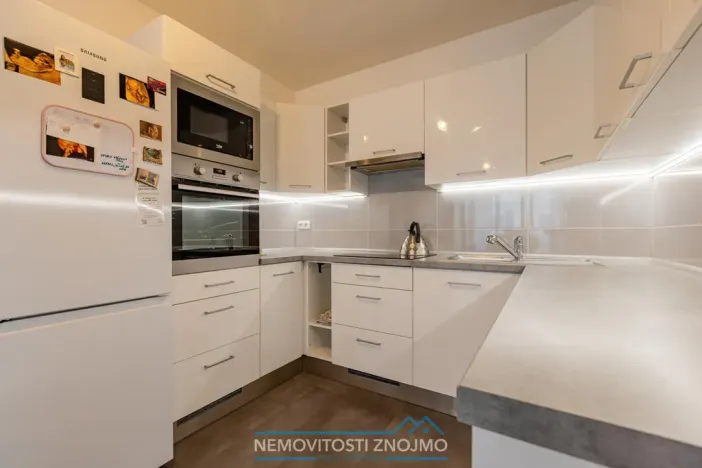 Prodej bytu 4+kk, Znojmo - Přímětice, Staré vinice, 84 m2