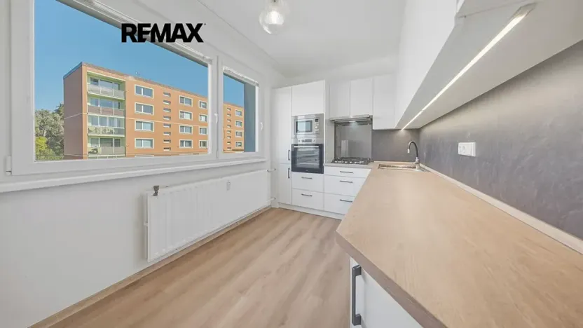 Prodej bytu 2+1, Česká Lípa, Mikovcova, 56 m2