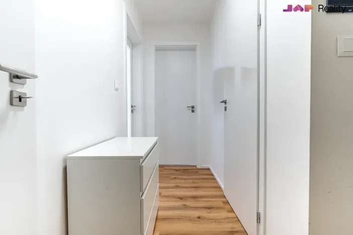 Pronájem bytu 2+kk, Brno, Komárovská, 54 m2