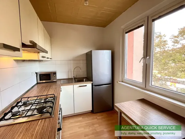 Pronájem bytu 2+1, Praha - Malešice, Počernická, 53 m2