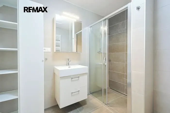Pronájem bytu 2+kk, Plzeň, Vysoká, 51 m2