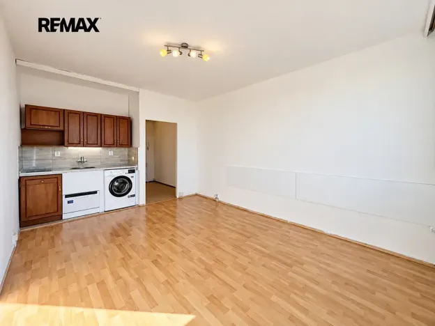 Pronájem bytu 1+kk, Praha - Braník, Vavřenova, 23 m2