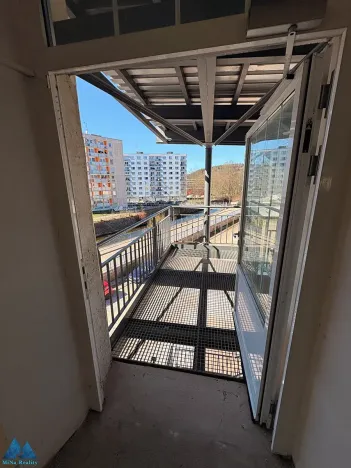 Pronájem skladu, Trutnov, Tovární, 637 m2