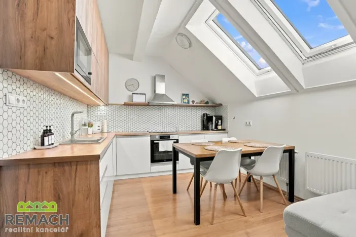 Prodej bytu 4+kk, Staré Město, Moravní nábřeží, 112 m2