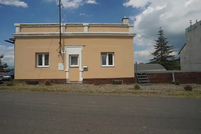 Prodej komerčního pozemku, Bžany, 222727 m2