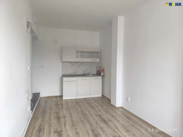 Pronájem bytu 1+kk, Žďár nad Sázavou, 36 m2