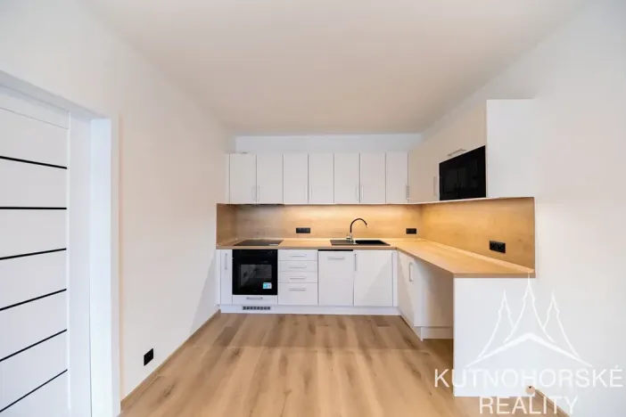Prodej bytu 2+kk, Praha - Žižkov, Spojovací, 40 m2