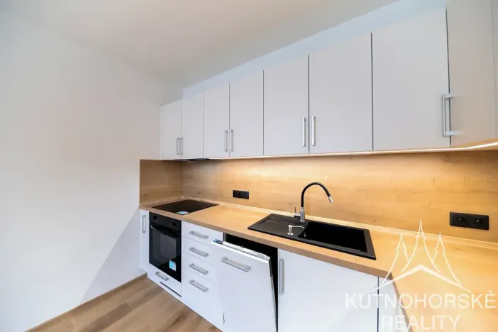 Prodej bytu 2+kk, Praha - Žižkov, Spojovací, 40 m2