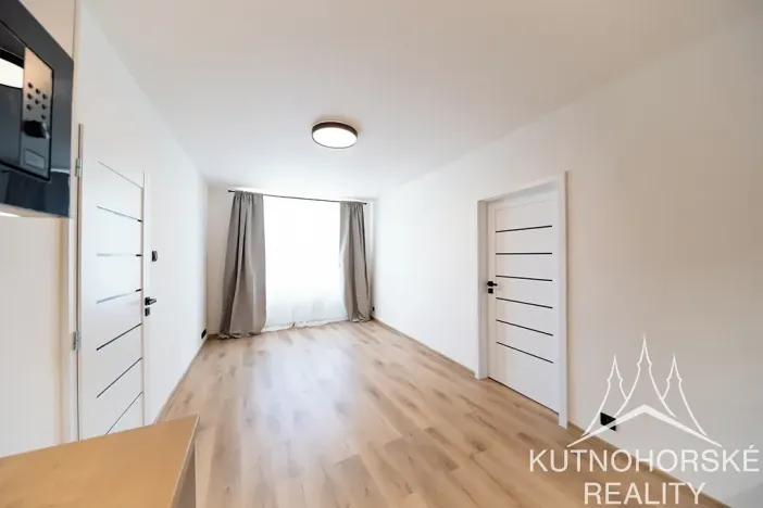 Prodej bytu 2+kk, Praha - Žižkov, Spojovací, 40 m2