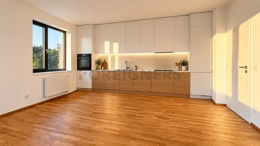 Pronájem bytu 2+kk, Kladno, Ostrovecká, 58 m2