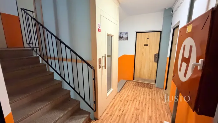 Pronájem bytu 2+1, Ústí nad Labem - Severní Terasa, Větrná, 69 m2