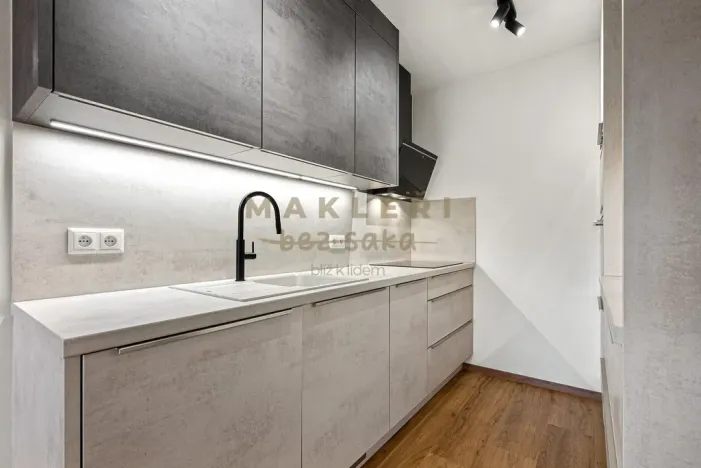 Prodej bytu 2+kk, Praha, Gregorova, 48 m2
