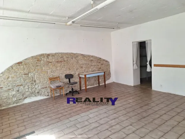 Pronájem komerční nemovitosti, Žatec, Žižkovo náměstí, 55 m2